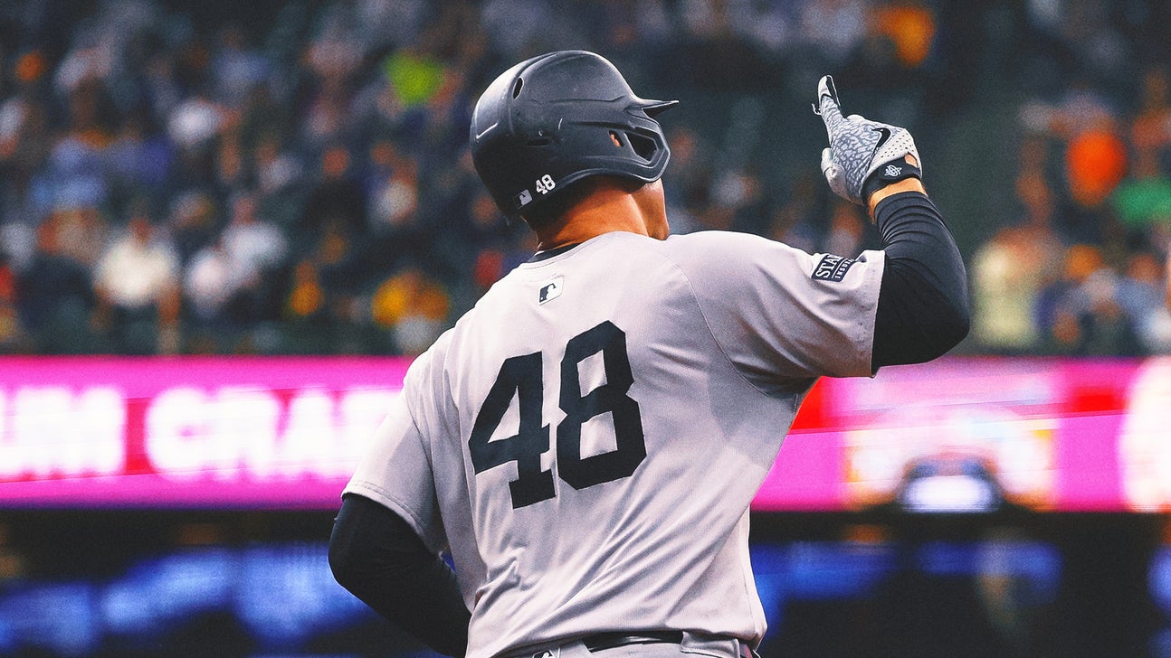 MLB to address Nike uniform issues after players' complaints, per memo