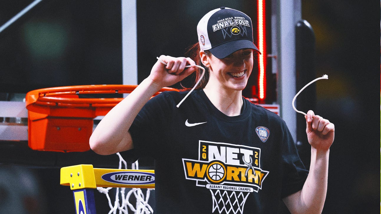 Michael Phelps, Sabrina Ionescu salute Caitlin Clark, Iowa Final Four team