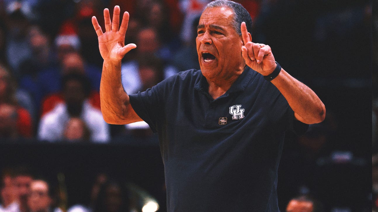 Houston's Kelvin Sampson edges UConn's Dan Hurley for AP coach of the year