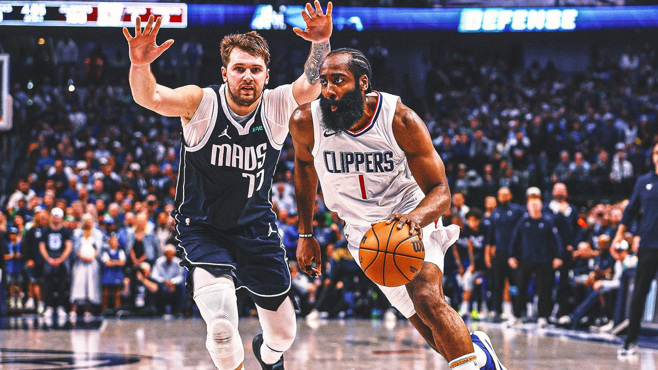 Clippers hang on beat Mavericks 116-111 after blowing 31-point lead