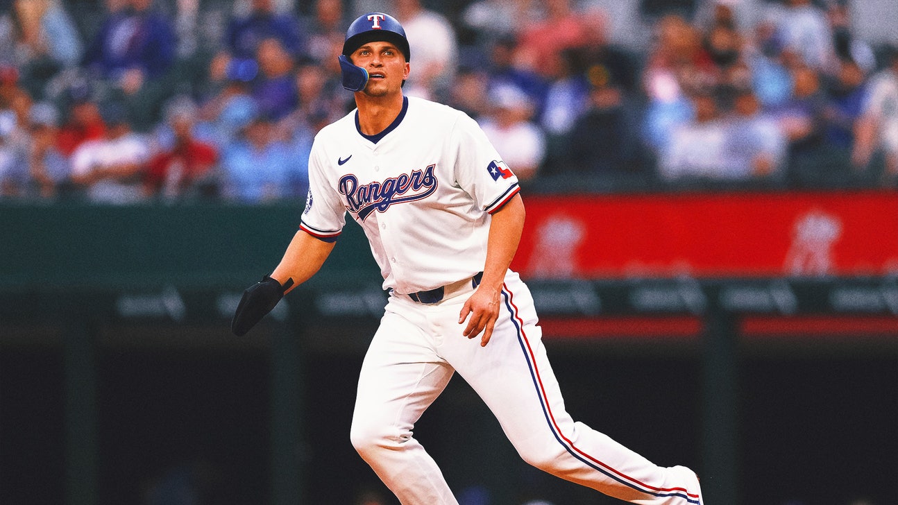 Rangers star Corey Seager hit by pitch, leaves game because of shin contusion