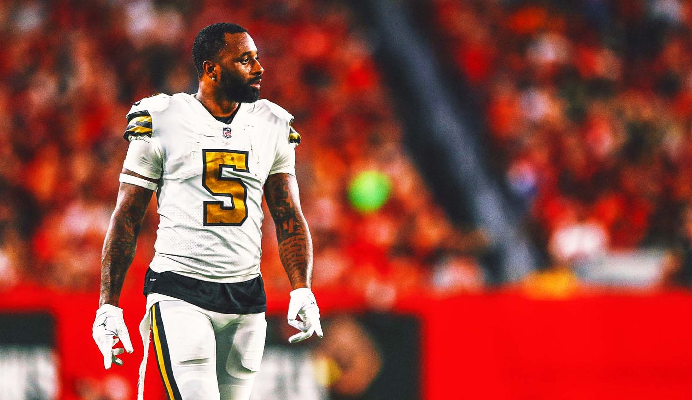 NFL Veteran Jarvis Landry Returns Joins Jaguars' Rookie Camp After