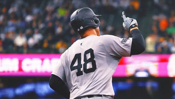 MLB to address Nike uniform issues after players' complaints, per memo