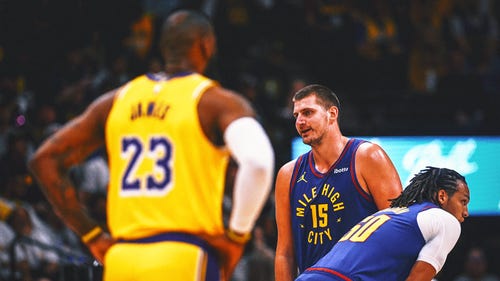 NBA Trending Image: LeBron James says NBA playoffs are 'a sprint now' ahead of Round 1