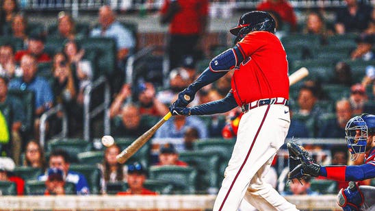 Braves' Travis d'Arnaud hits 3 HRs, including go-ahead grand slam, in win over Rangers