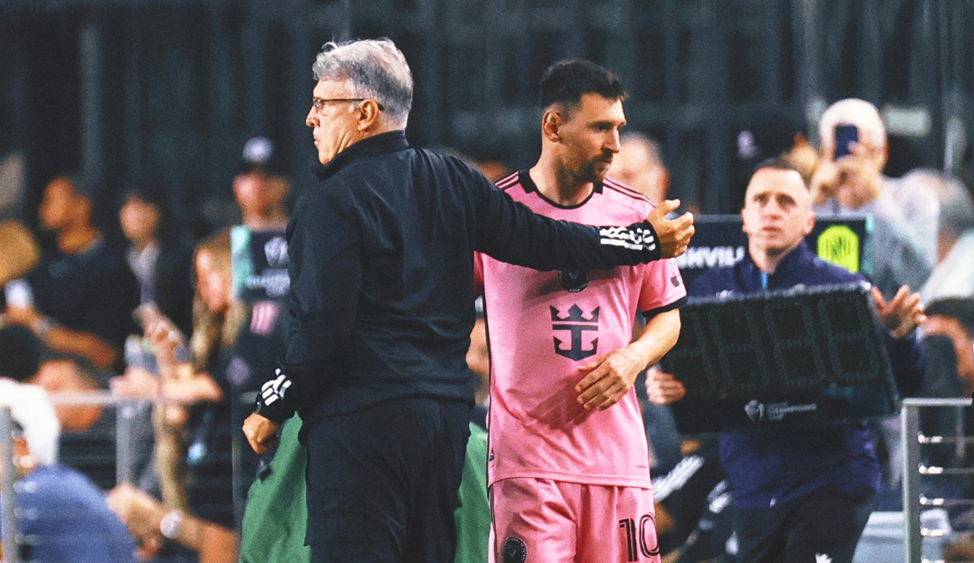 Lionel Messi, Inter Miami coach criticize MLS officiating after harm scare Lionel Messi, Inter Miami coach criticize MLS officiating after harm scare