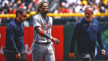 Ronald Acuña Jr. leaves Braves' 8-1 win over Pirates with sore left knee