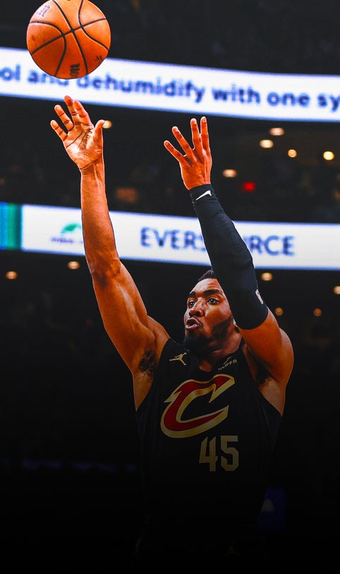 Donovan Mitchell's 29 points help Cavaliers blow out Celtics 118-94, tie series at 1 game apiece