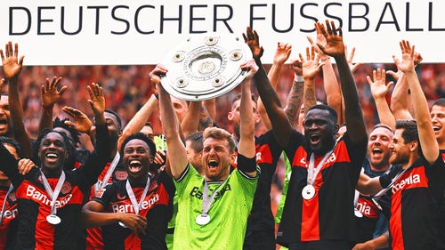 BUNDESLIGA Trending Image: Bayer Leverkusen completes unprecedented unbeaten Bundesliga season