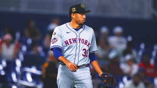 MLB Trending Image: Mets demote Edwin Díaz from closer role amid former All-Star's struggles