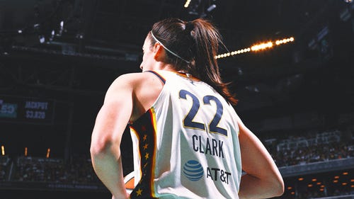 WNBA Trending Image: Caitlin Clark helps New York Liberty become first WNBA team to have $2M+ in one-game ticket revenue