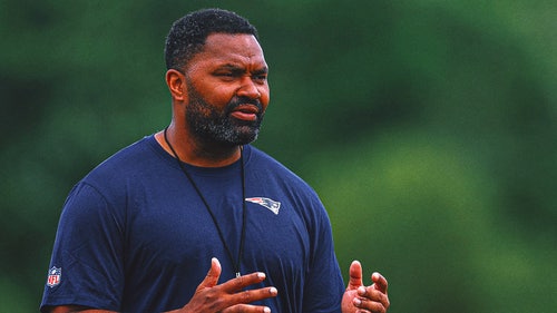 NEW ENGLAND PATRIOTS Trending Image: Can Patriots' Jerod Mayo re-create Bill Belichick's success on his own terms?
