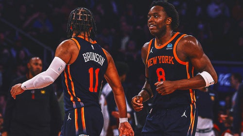 NBA Trending Image: OG Anunoby won't play and Jalen Brunson is questionable for the Knicks in Game 3 against the Pacers