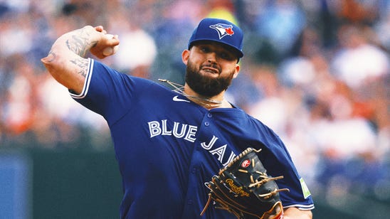 Blue Jays put Alek Manoah on IL with elbow sprain, acquire Ryan Burr from Phillies