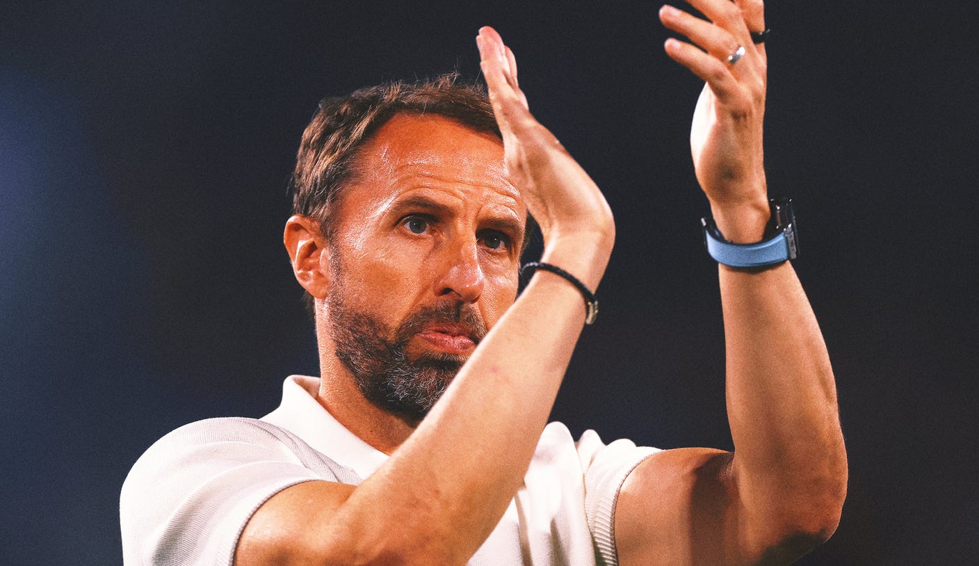 Cups thrown at England supervisor Gareth Southgate after 0-0 draw with Slovenia Cups thrown at England supervisor Gareth Southgate after 0-0 draw with Slovenia