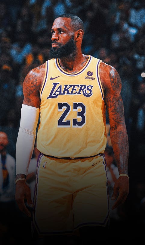 LeBron James reportedly opts out of contract with Lakers, could take pay cut to re-sign