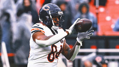 CHICAGO BEARS Trending Image: Caleb Williams gets another weapon: Veteran TE Marcedes Lewis returning to Bears