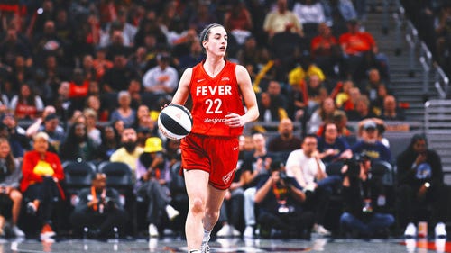 CAITLIN CLARK Trending Image: Caitlin Clark, Fever survive Sky's late charge to earn first home win, 71-70