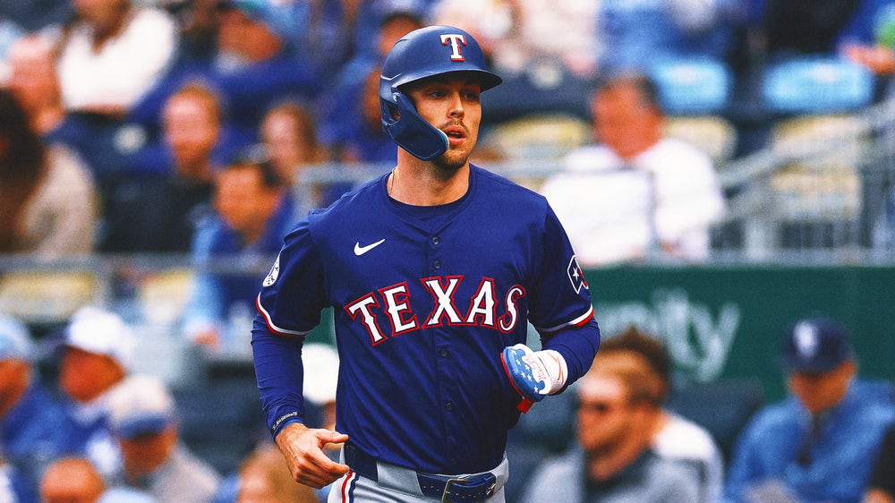 Rangers rookie, 2023 playoff standout Evan Carter (back) likely to miss rest of season