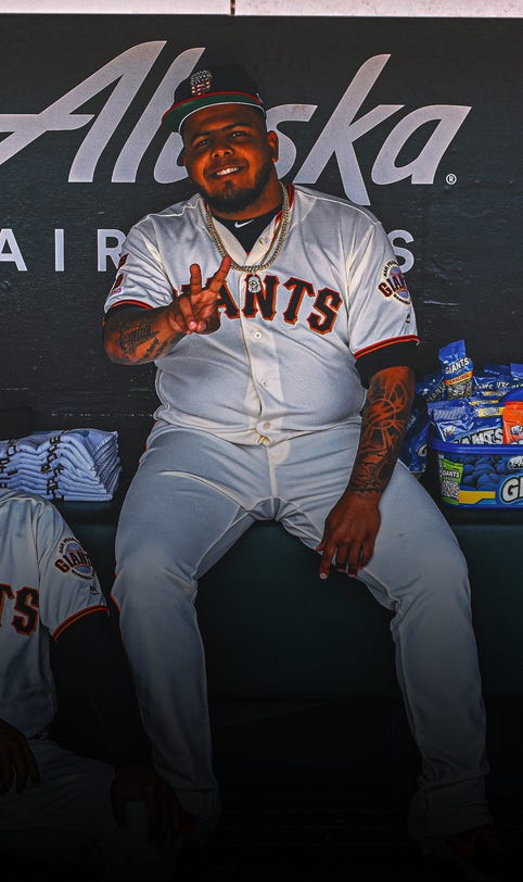 Ex-MLB pitcher Reyes Moronta dies in motorcycle crash in Dominican Republic