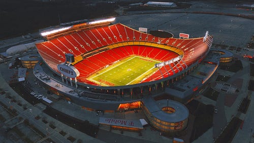 NFL Trending Image: Chiefs set six-month deadline to decide future of Arrowhead Stadium