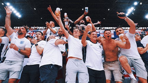 Imagem de tendências da EURO CUP: Springsteen, The Beatles, ABBA: O que os fãs da Inglaterra estão cantando na Euro 2024