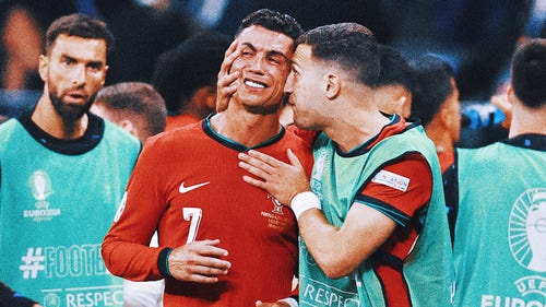 Imagem de tendência da EURO CUP: Ronaldo chora após pênalti perdido, mas acaba encontrando alegria enquanto Portugal avança