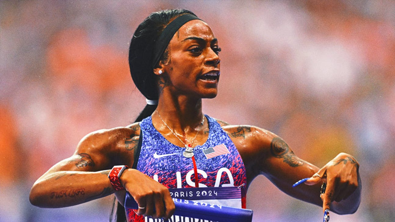 Sha'Carri Richardson rallies U.S. women for gold in Olympic 4x100 | FOX Sports
