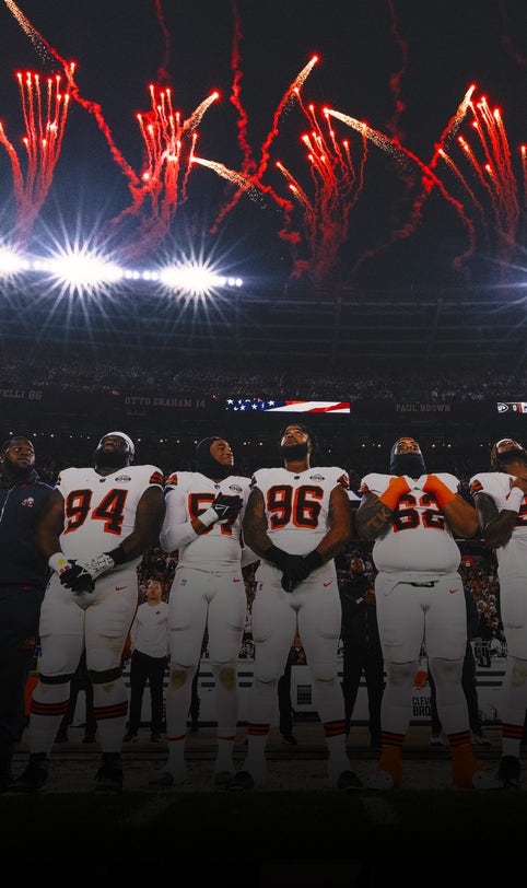 Browns unveil plans for $2.4 billion dome as team considers move from downtown Cleveland