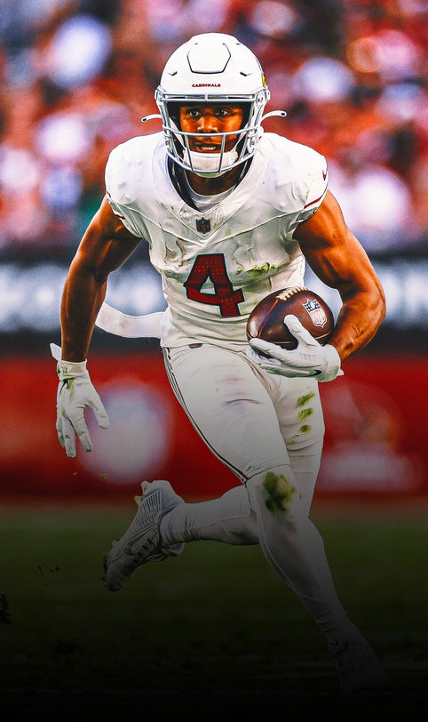 Falcons receiver Rondale Moore carted off field with leg injury