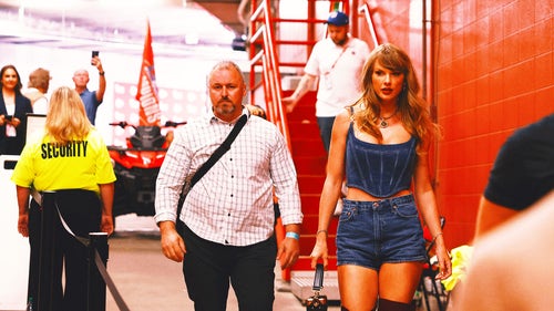 TRAVIS KELCE Trending Image: Taylor Swift in attendance for Chiefs' season opener vs. Ravens