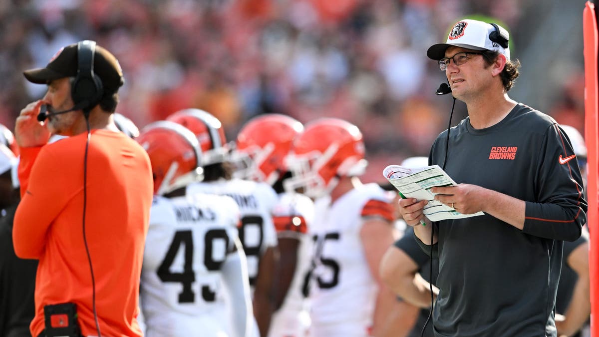 Ken Dorsey had the Browns' offense rolling in an upset of the Ravens in Week 8. (Photo by Nick Cammett/Diamond Images via Getty Images)