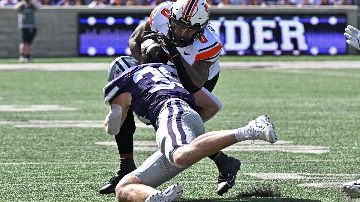 Oklahoma State's Ollie Gordon II is rushing for just 3.8 yards per carry this season, down from the 6.1 yards per carry he had last year.?