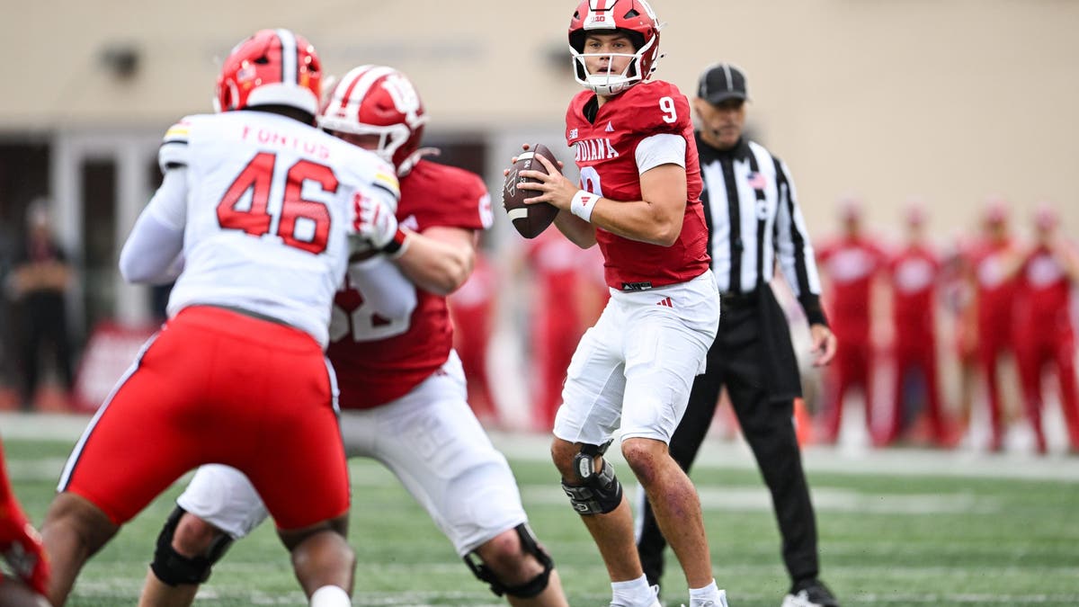Indiana QB Kurtis Rourke has led one of the nation's best offenses, throwing for 1,752 yards, 14 touchdowns and two interceptions. (Photo by James Black/Icon Sportswire via Getty Images)