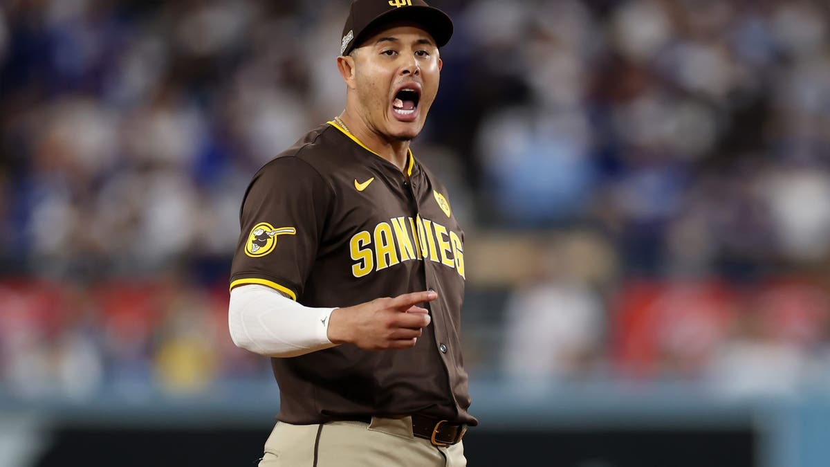 Manny Machado exchanged words with Dodgers pitcher Jack Flaherty during Game 2. (Photo by Harry How/Getty Images)