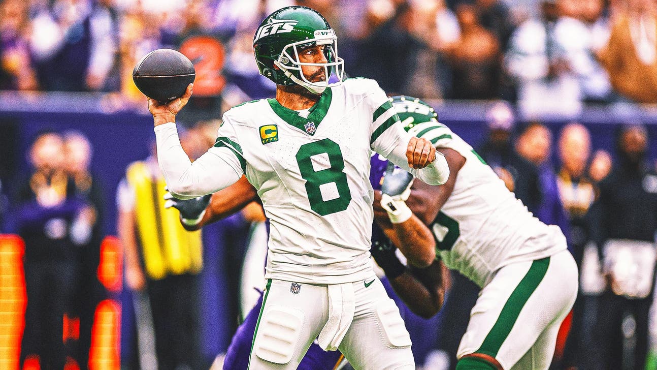 Aaron Rodgers becomes the ninth NFL player to throw for 60,000 yards