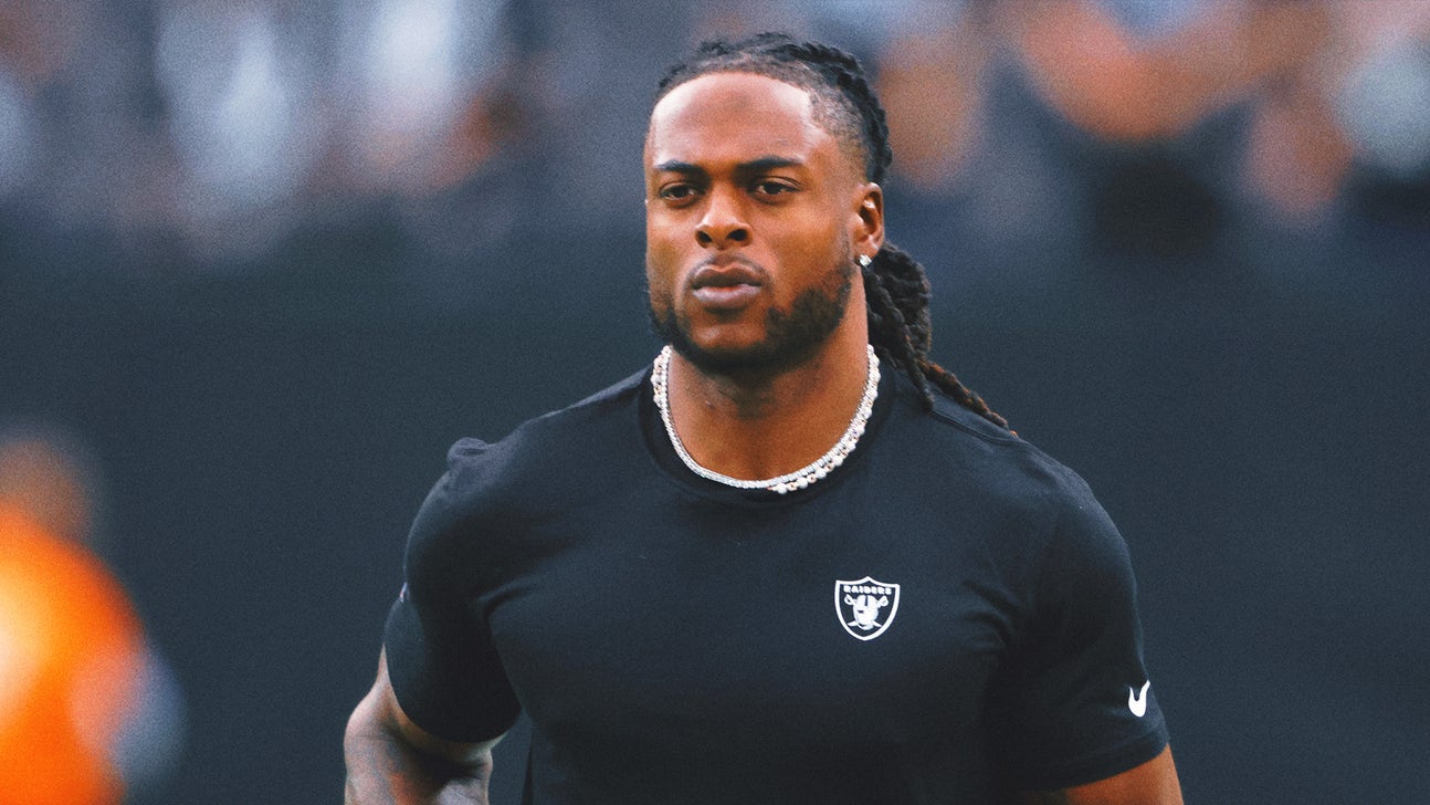 Davante Adams, Raiders reportedly looking to finalize trade in 48 hours