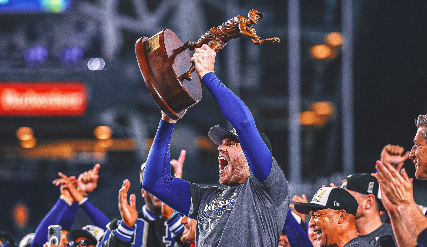 Dodgers' Freddie Freeman wins World Series MVP after record-tying