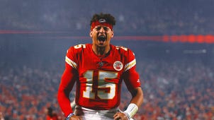 TOM BRADY Trending Image: Chiefs' Patrick Mahomes on Tom Brady comparisons: 'It's an honor'