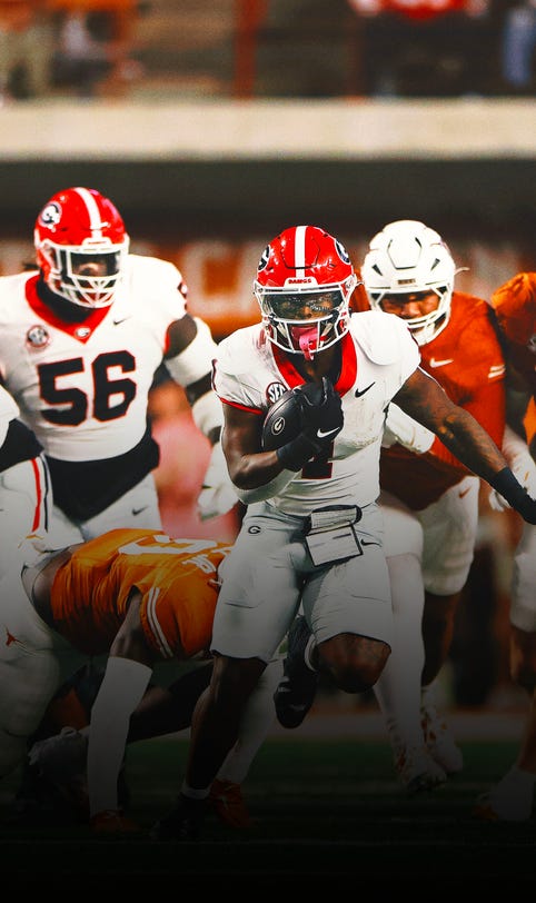 No. 5 Georgia knocks off No. 1 Texas 30-15, with Trevor Etienne running for 3 TDs
