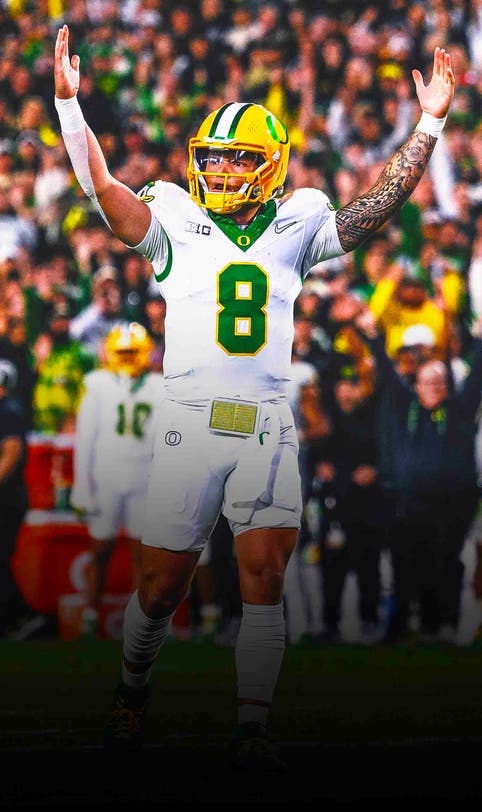 AP Top 25: Oregon, Georgia, Ohio State on top ahead of first CFP rankings