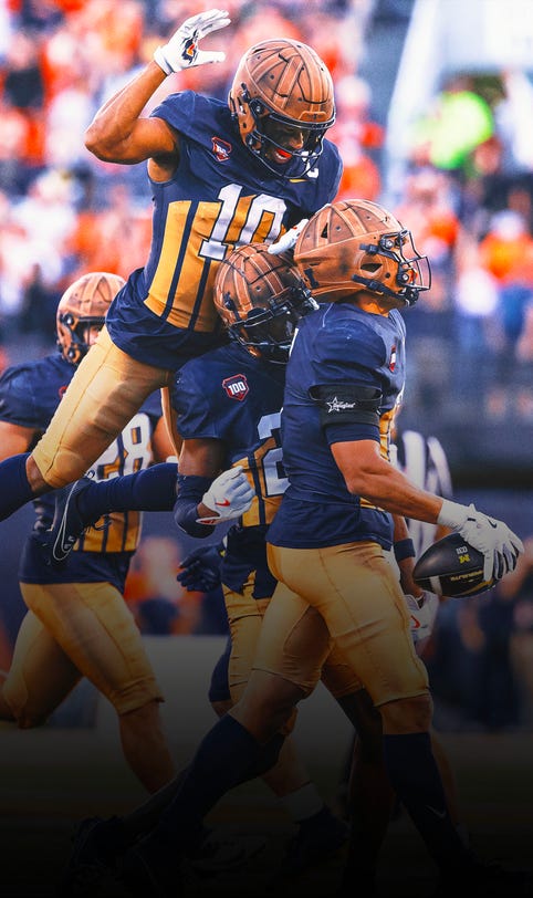 No. 22 Illinois beats No. 24 Michigan 21-7 for first win over Wolverines since 2009
