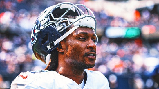 Can DeAndre Hopkins reverse Chiefs' trend of poor midseason WR trades?