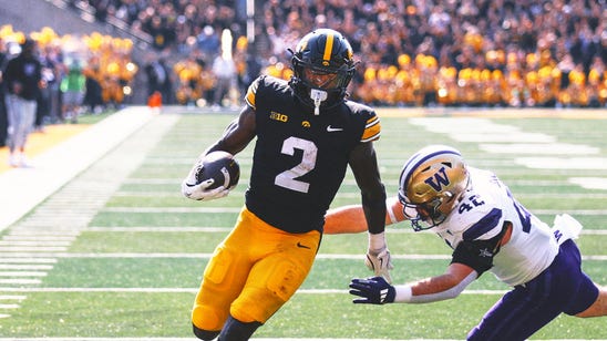 Kaleb Johnson's three touchdowns lifts Iowa over Washington, 40-16