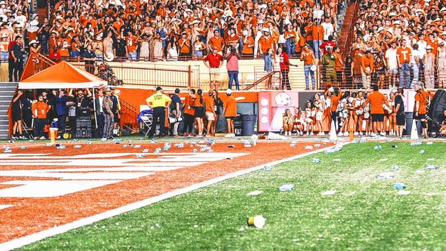 Kirby Smart: Refs set precedent by changing call after fans toss trash on field