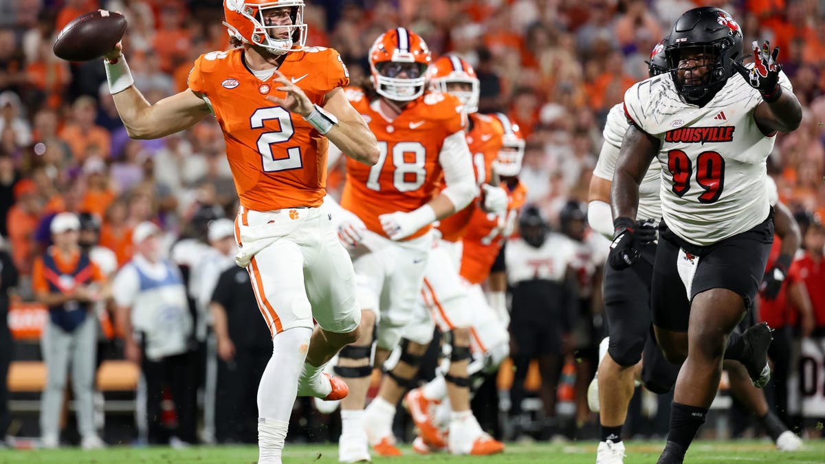Cade Klubnik #2 of the Clemson Tigers throws the ball during the first quarter against Louisville. (Photo by Isaiah Vazquez/Getty Images)