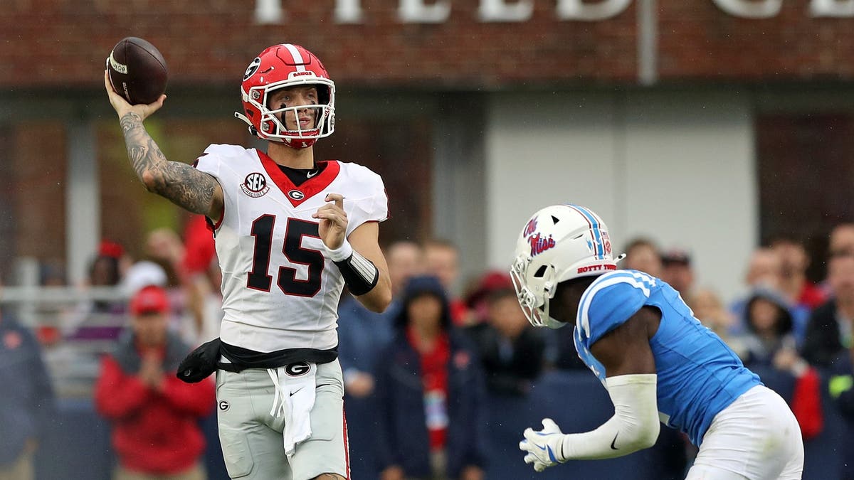 Georgia QB Carson Beck has thrown 12 interceptions in the last six games. (Photo by Justin Ford/Getty Images)