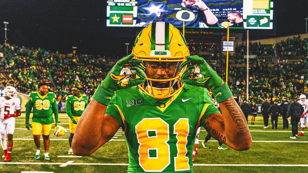 AP Top 25: Oregon remains No. 1; Georgia, Miami (Fla.) drop out of top 10