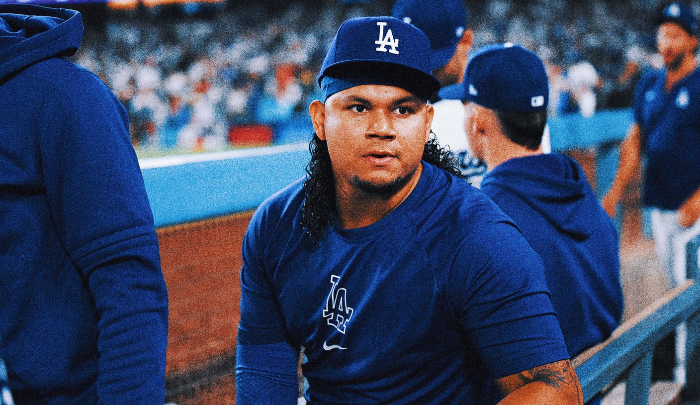 Dodgers' Brusdar Graterol to miss first half of next season after shoulder surgery | FOX Sports