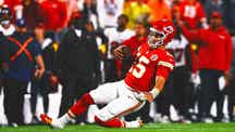 NEXT Trending Image: Patrick Mahomes rolls ankle, leads game-winning OT drive as Chiefs beat Bucs 30-24